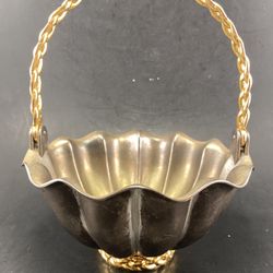 VTG INTERNATIONAL SILVER COMPANY SILVER PLATED & GOLD HANDLED BASKET (Handle Folds Down)