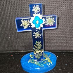 Cross, resin blue with dried flowers