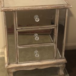 Mirrored  Nightstand (serious Inquiries Only) 