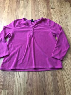 Size xxl fuzzy pink sweatshirt like top