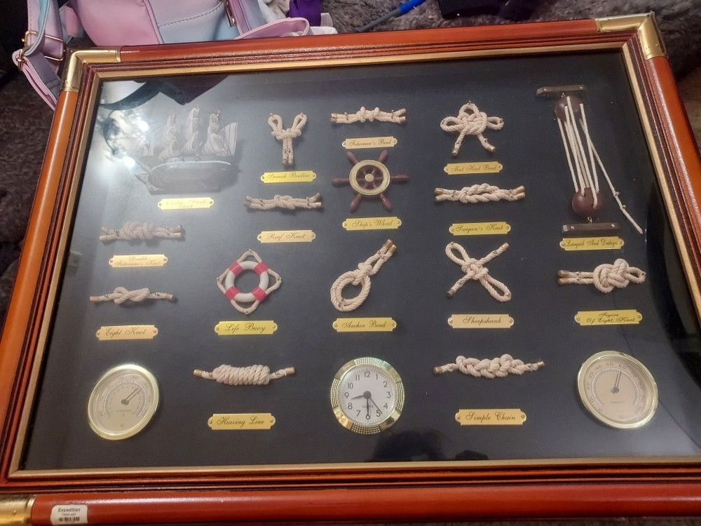 Decorative Frame With Clock