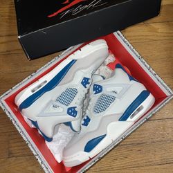 Air Jordan Retro 4 Military Blue Size 7y