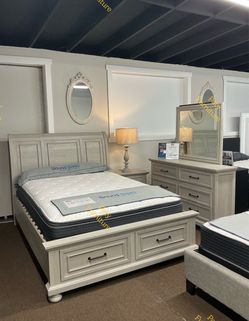 4PC Bedroom Set