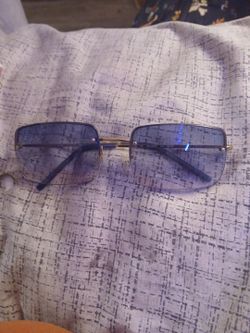 Gucci blue tinted lenses
