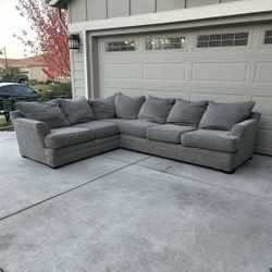 ✅Free Delivery - Grey L-Shape Sectional – Super Comfy & Clean