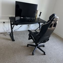 Gaming Set Up Tv Included 