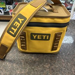 Yeti Hopper Flip 8