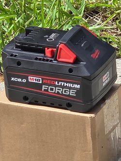 Brand New MILWAUKEE M18 18V Lithium-lon REDLITHIUM FORGE XC 8.0 Ah Battery