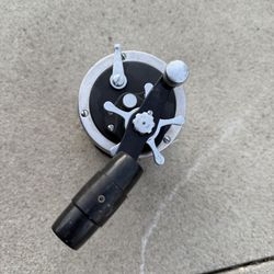 Penn 330GTI Fishing reel 