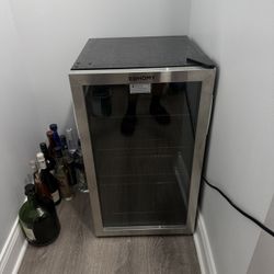 Mini Fridge 