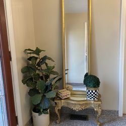 Very Gorgeous Victorian Stand And Mirror