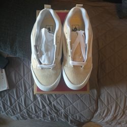 Vans, Knuckles Skool