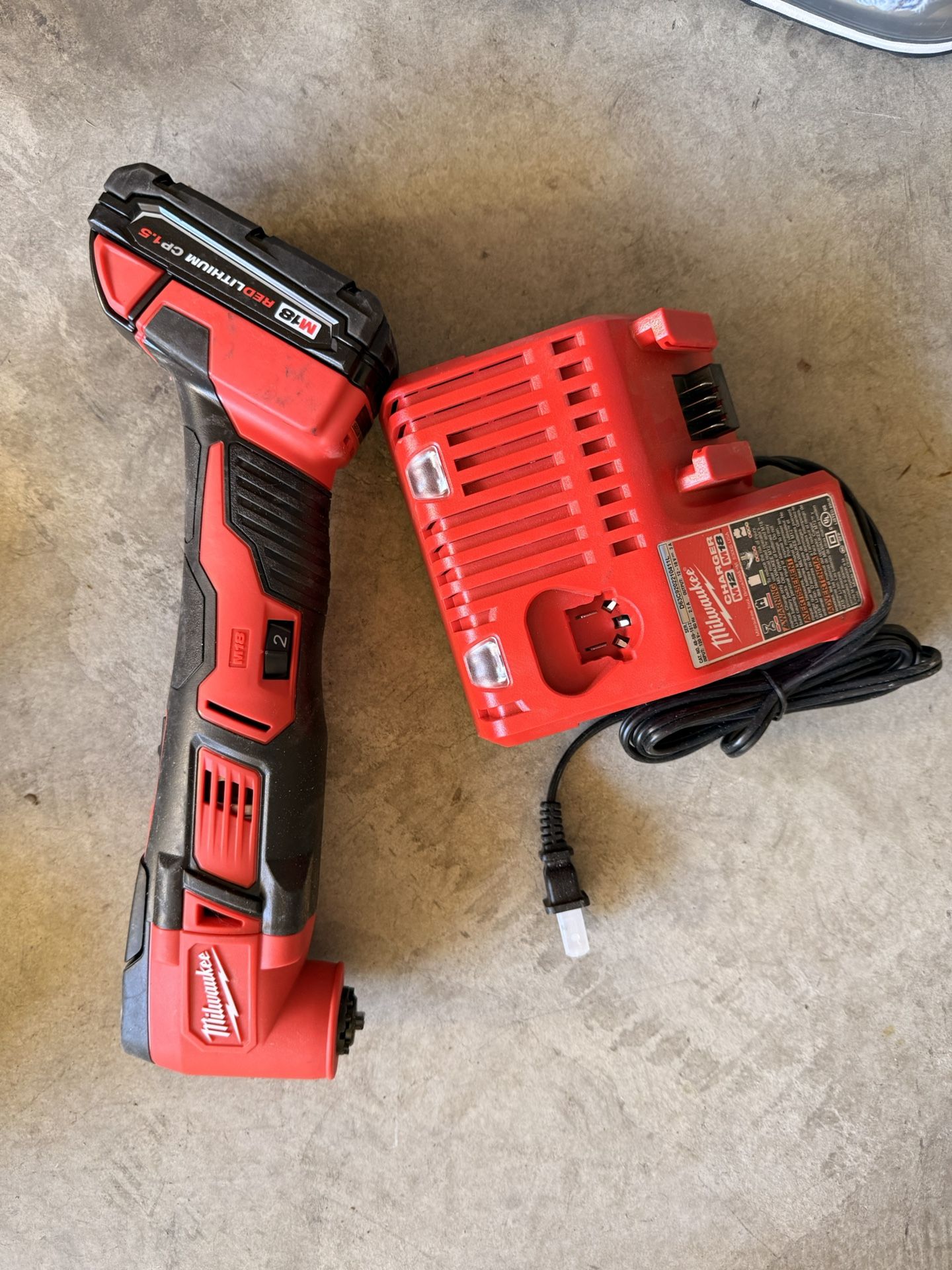 Milwaukee Oscillating Tool