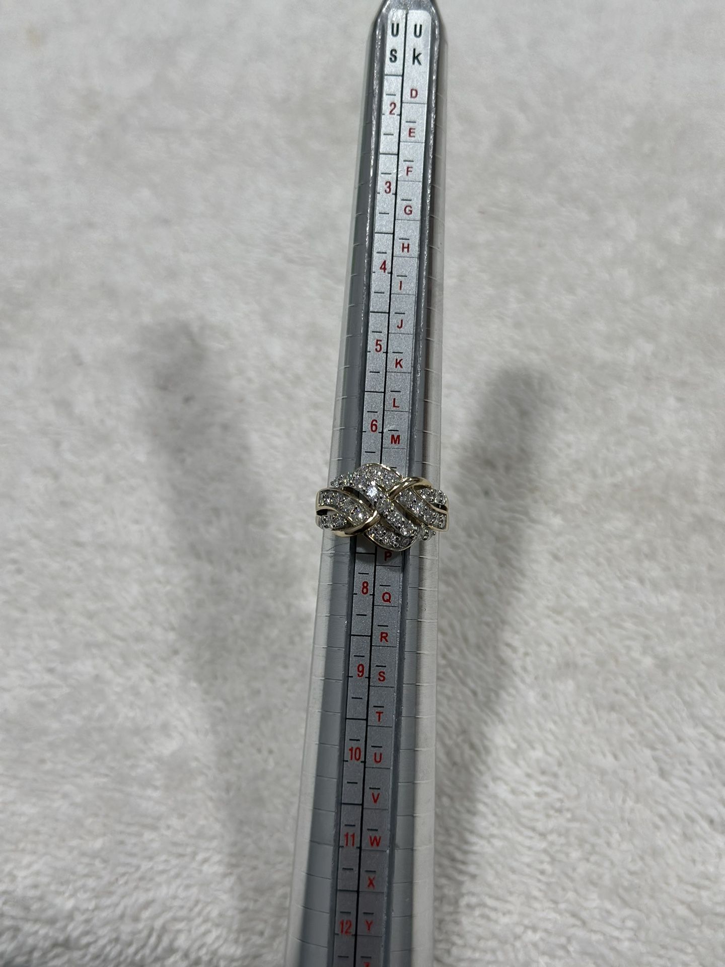 10kt Gold Diamond Ring