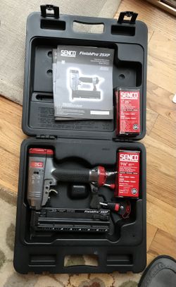 Senco 25xp brad nailer & 2 boxes of brads
