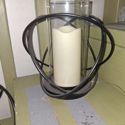 ELECTRIC FAUX CANDLES & CANDLE  HOLDER