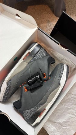 AIR JORDAN 3