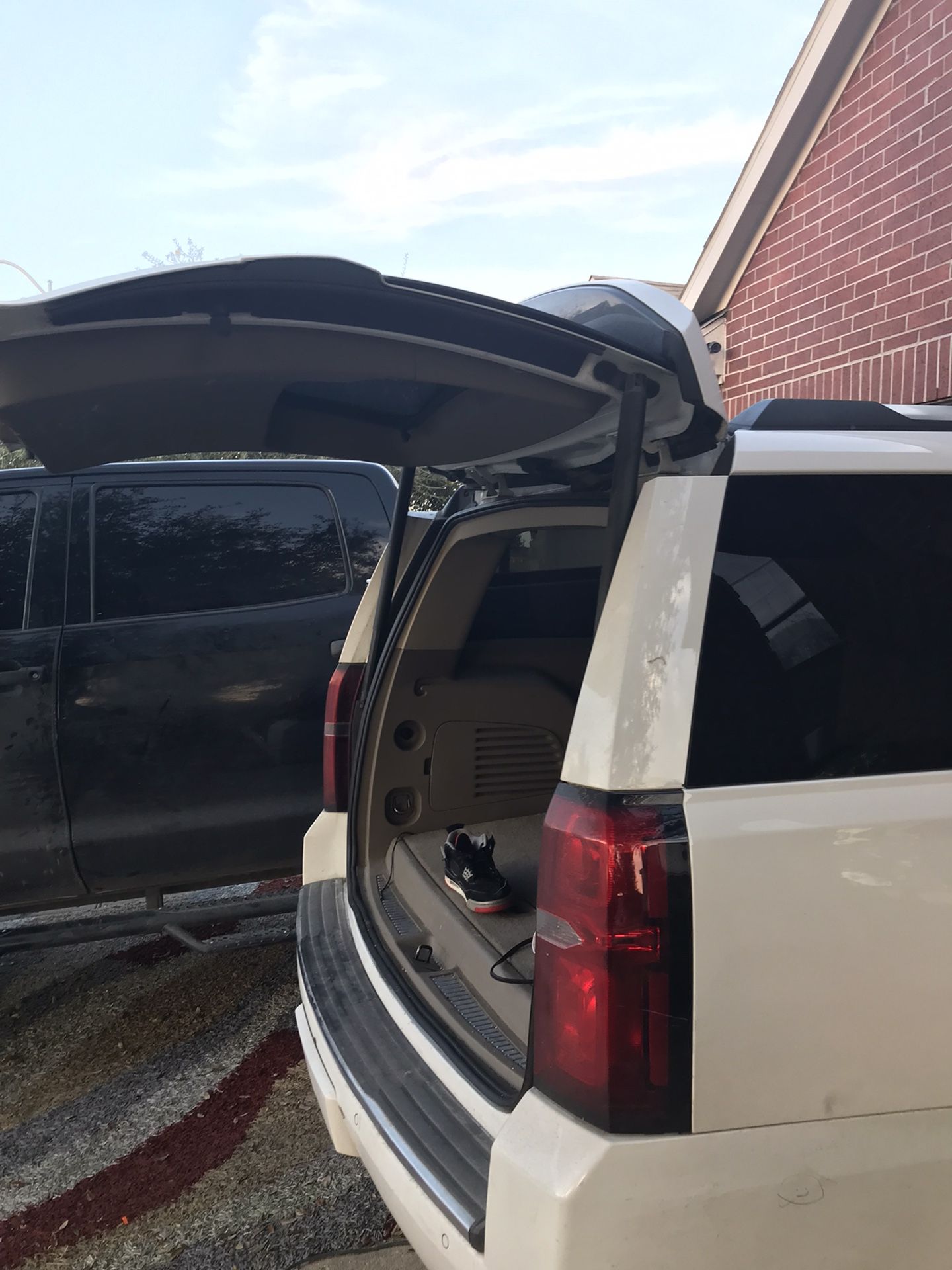 2015 Chevy Suburban  Parts Only Want To Sell Complete Truck