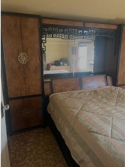 Century Chin Hua bedroom set