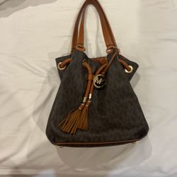 Michael Kors ladies Bank, excellent condition