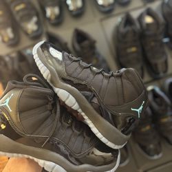 Jordan 11 Gamma Blue 