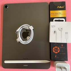 Apple IPad Air 5th Generation (10.9” Liquid Retina/ M1 chip / 2022 Model) 64GB with pen, keyboard case & Accessories (256gb $499)