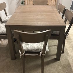Dining Table And Chairs 