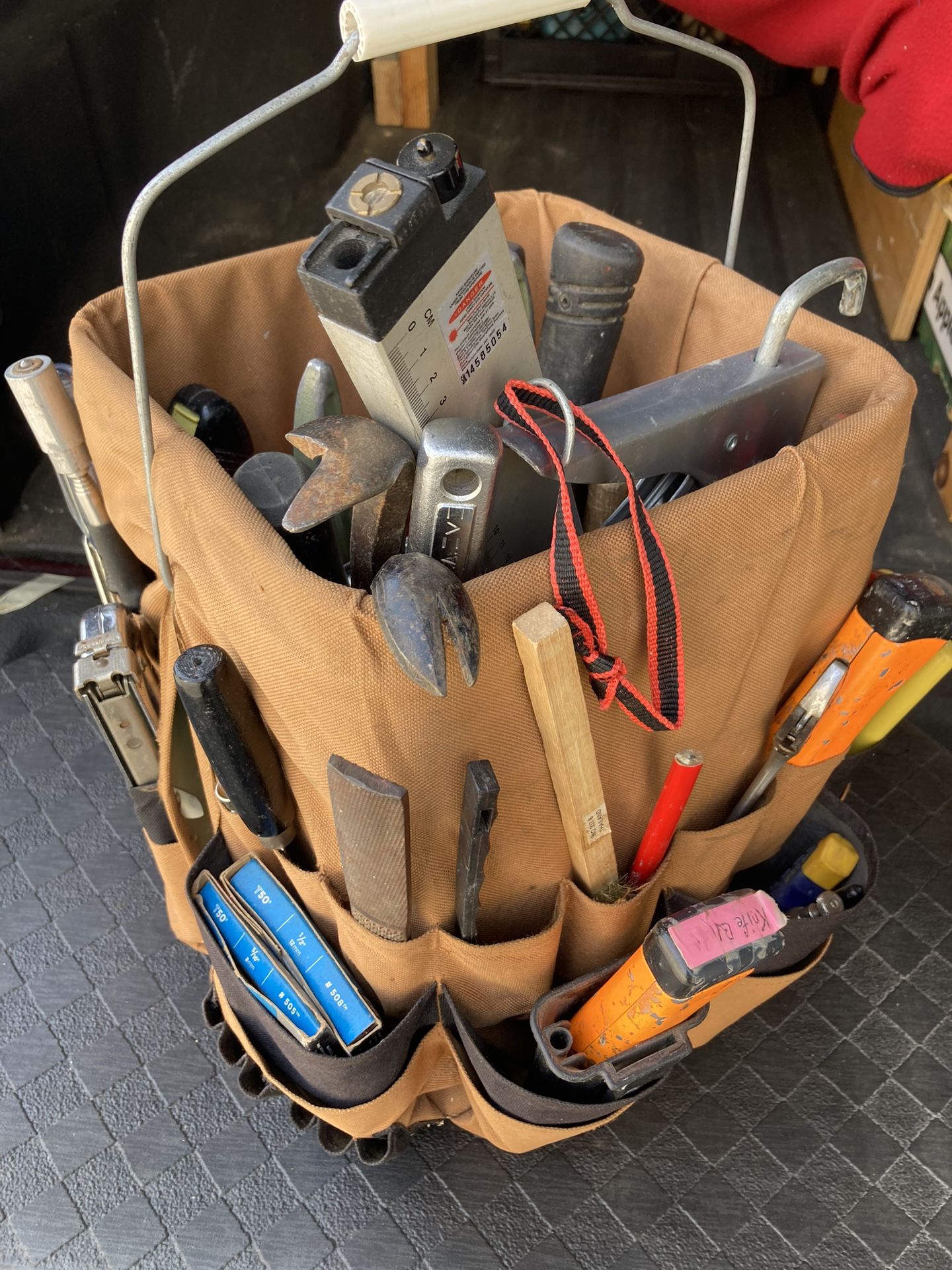 Hand tools Carry