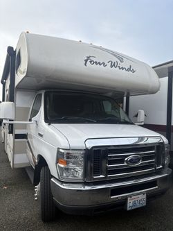 2016 Thor Motor Coach Four Winds