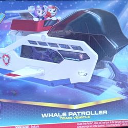 PAW Patrol Aqua Pups Whale Patroller Team Vehicle with Chase Figure and Vehicle Launcher

