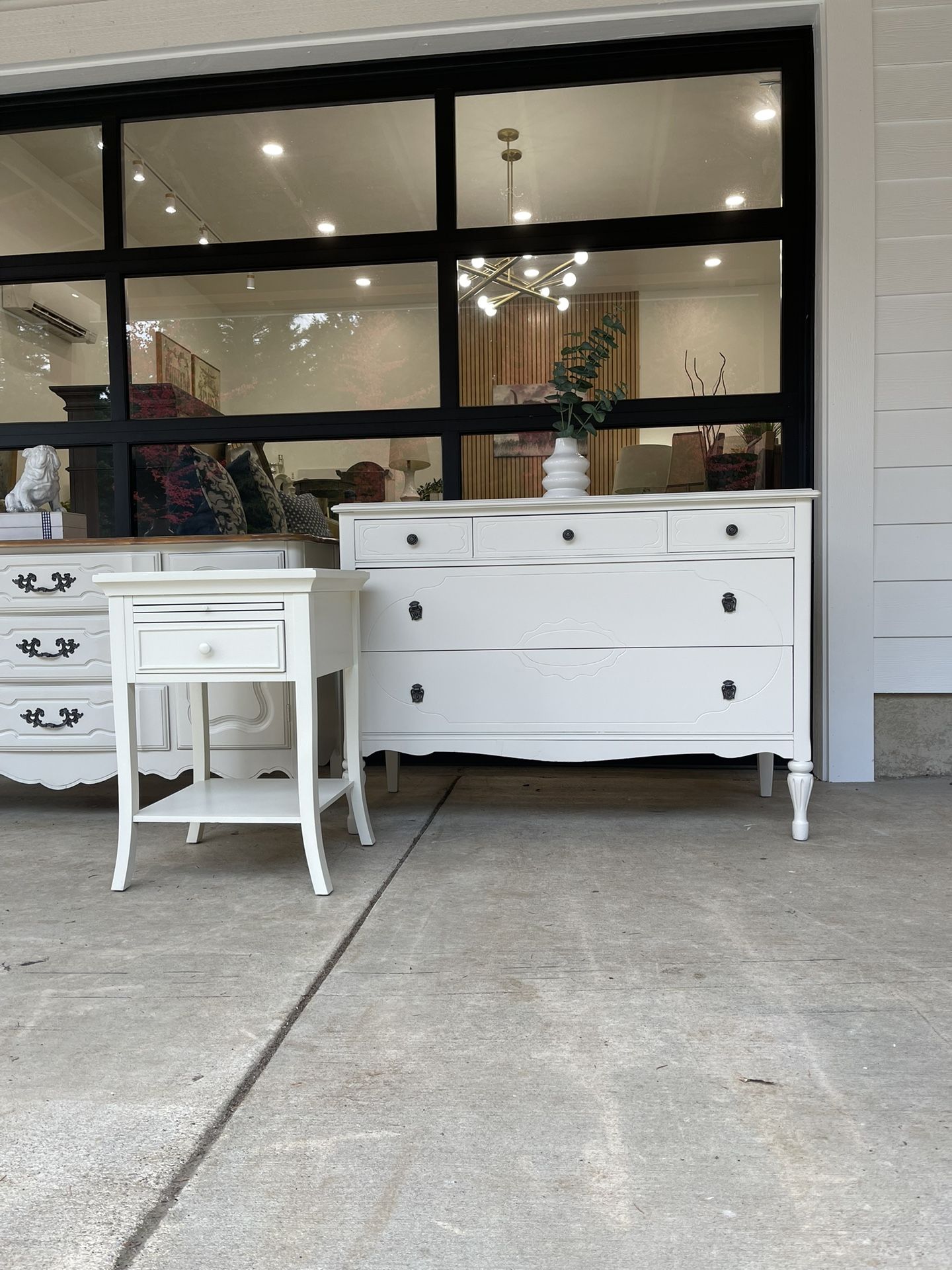 White Solid Wood Dresser