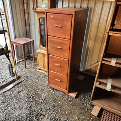 Oak 4 Drawer Filing Cabinet 