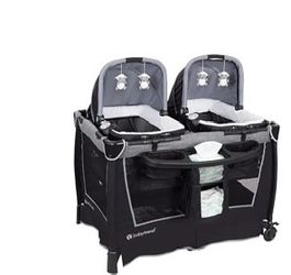 Twin pack and play with bassinets