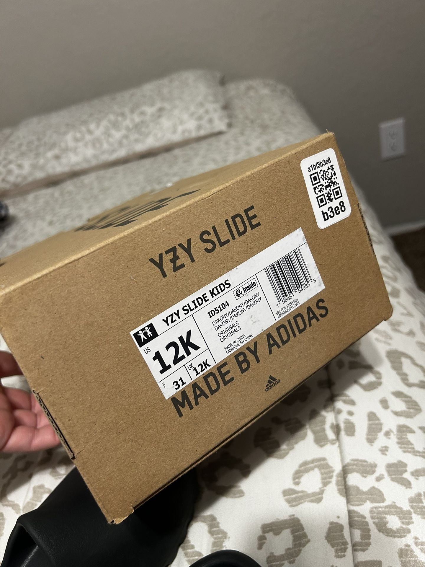 Adidas Yeezy Kids Slides Size 12