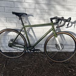 Priority Apollo Gravel Bike - Alfine - Gates - Shimano- 11spd Internal Hub