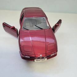 Maisto Vintage 1990 1/18 Scale Die-cast Model Car  Red BMW 850i 6426-1Box7