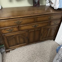 Wooden Dresser King Colonial Vintage