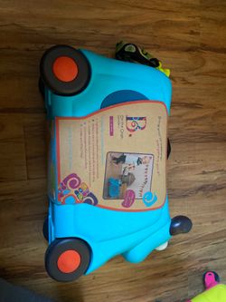 Kids ride-on with storage