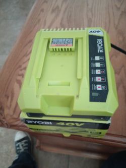 40. V. Rapid.  Charger..