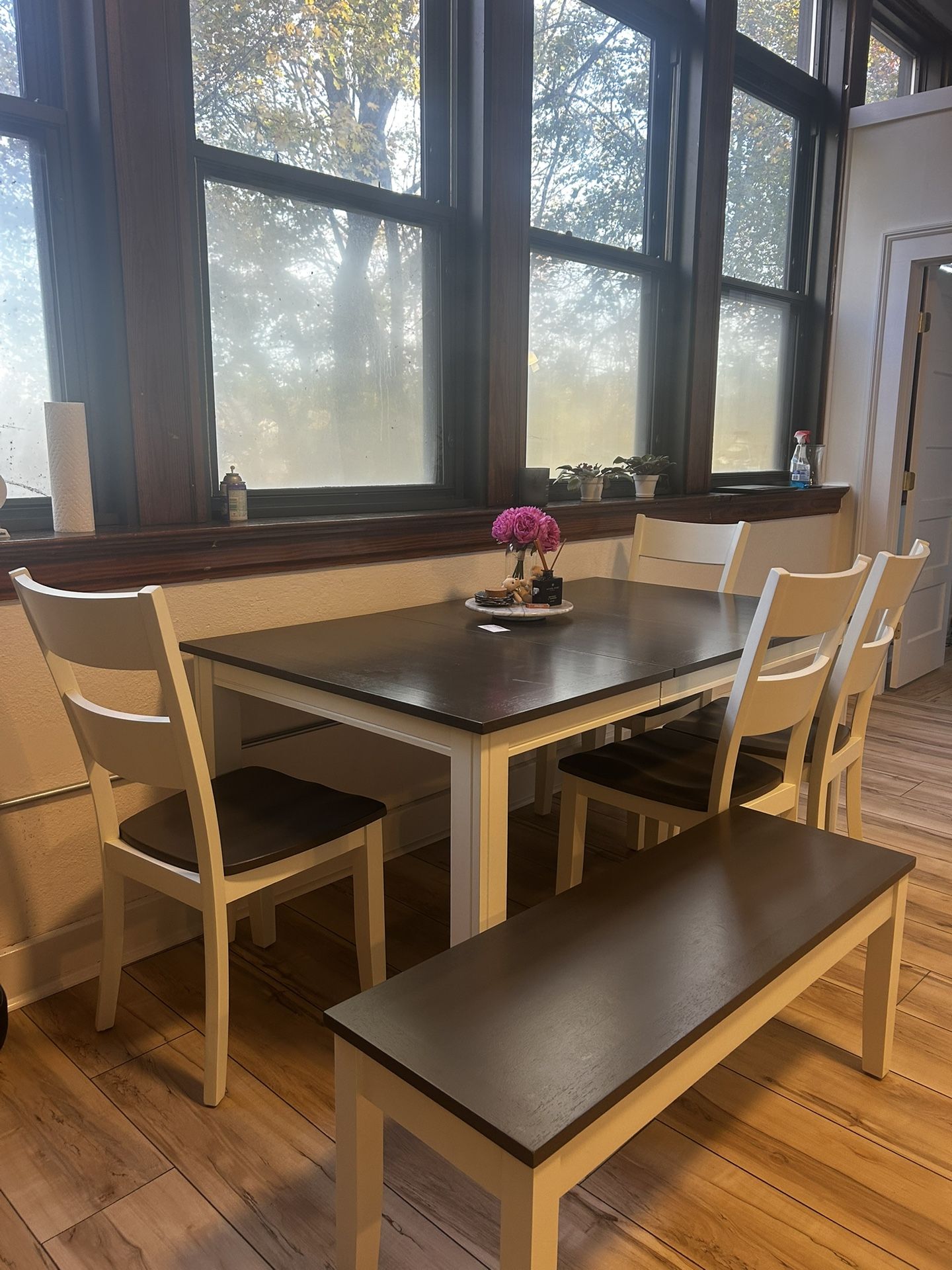 Kitchen Table 4 Chairs 1 Bench