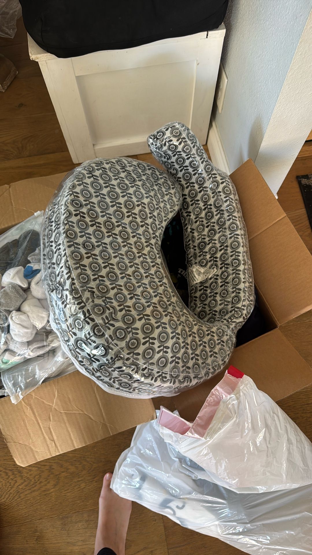 Nursing pillow Brand New