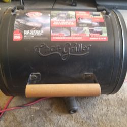 Small Barbecue pit Need A Stand 50 Dollars 