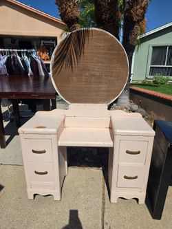 Vintage Pink Vanity Dresser with Round Mirror