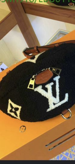 Brand New, LV Bumbag