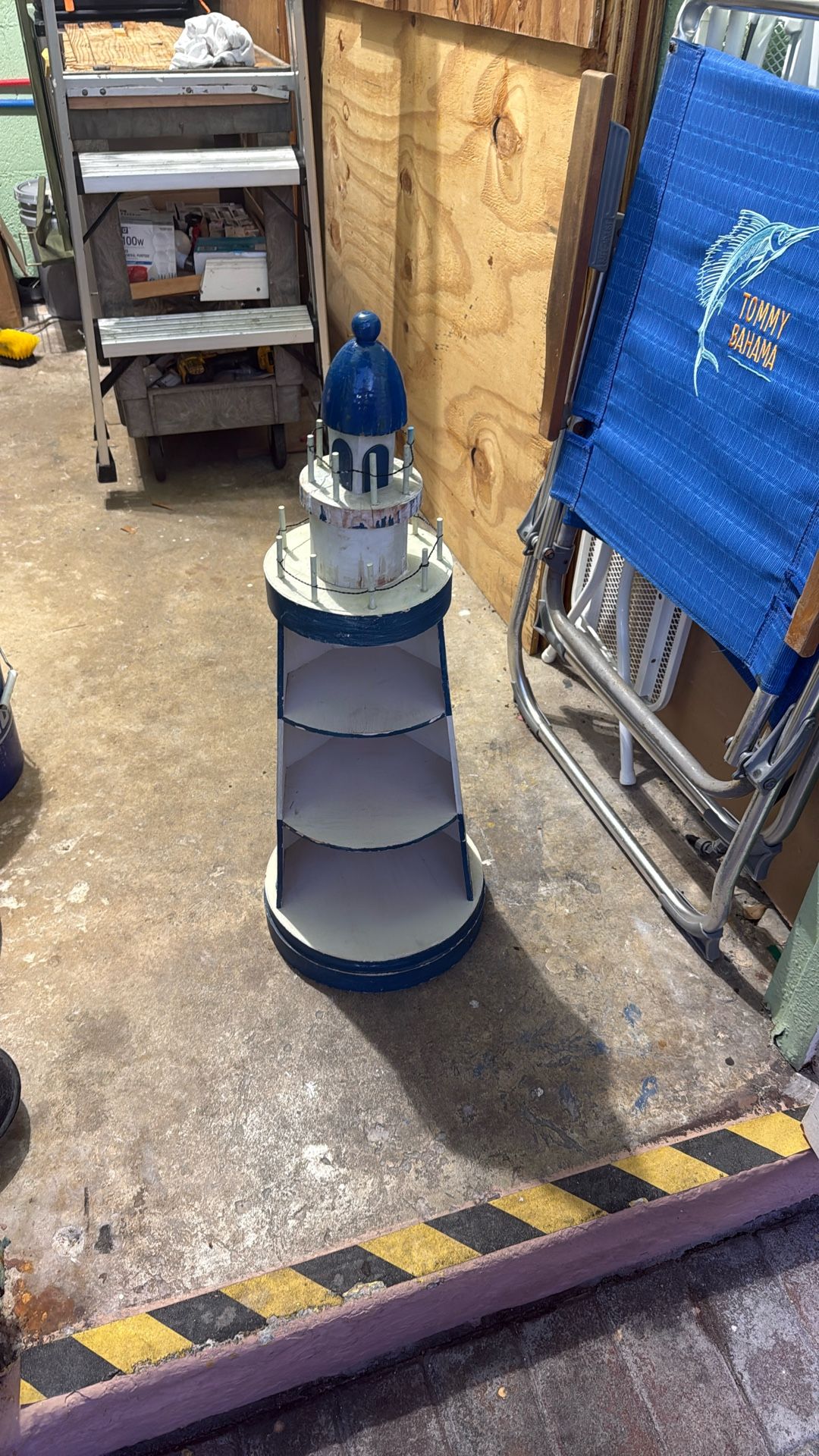 Faro De Madera Vintage