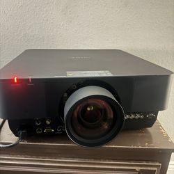 Sony 1080p 3LCD Projector
