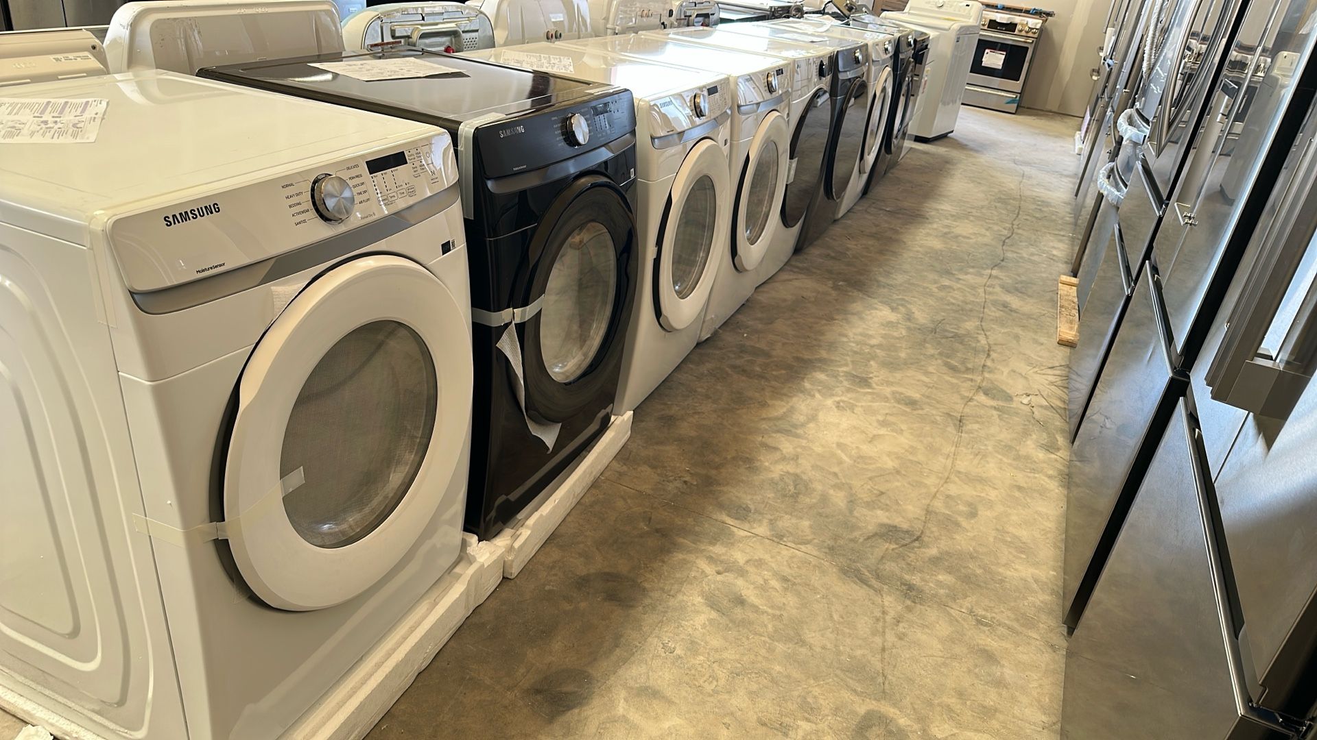NEW SINGLE DRYERS FROM $335 ‼️‼️😍😍