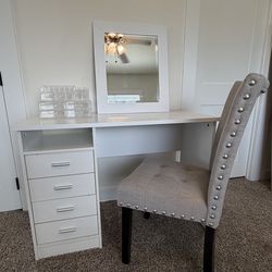 Vanity- with mirror, chair and organizer