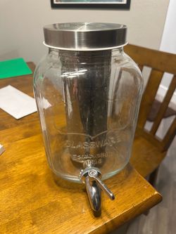 Cold brew coffee maker jar dispenser