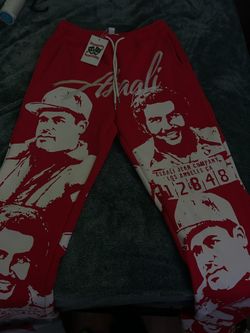 Red Asaali Sweats